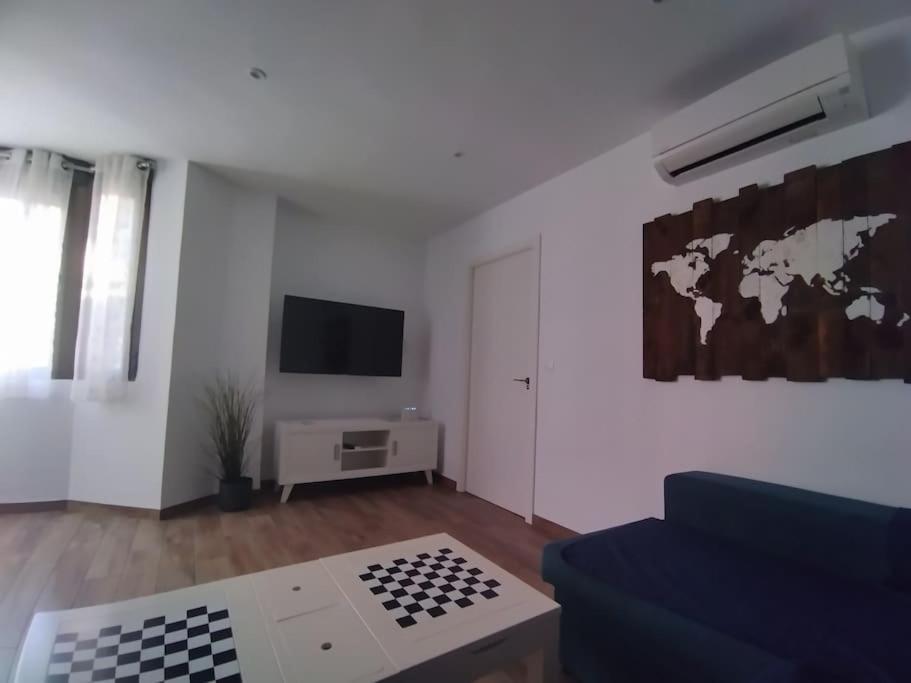 Bonito Piso Recien Reformado Con Zona De Parking Almunecar Exterior foto